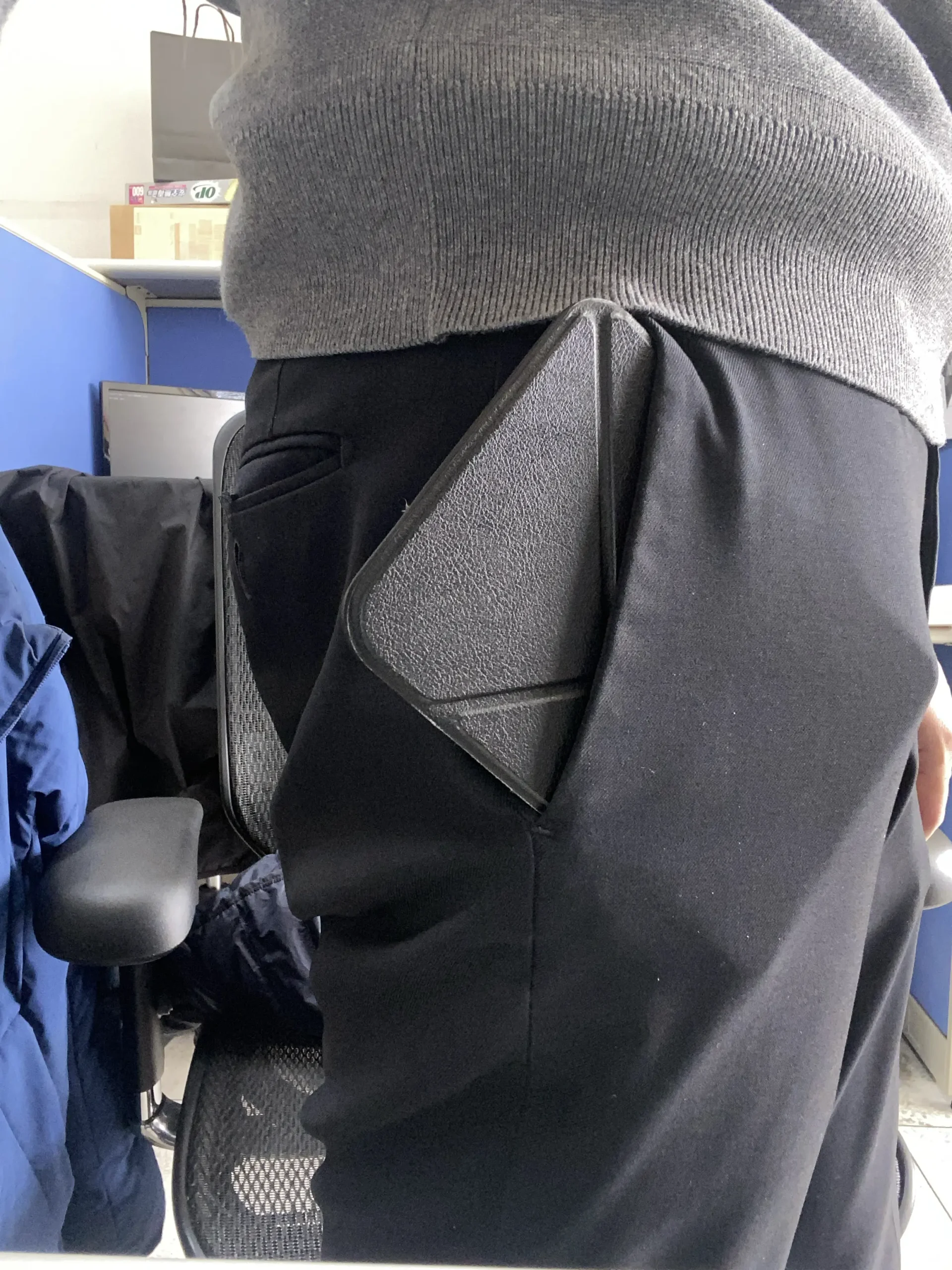 Kobo Clara BW放口袋從從容容游刃有餘